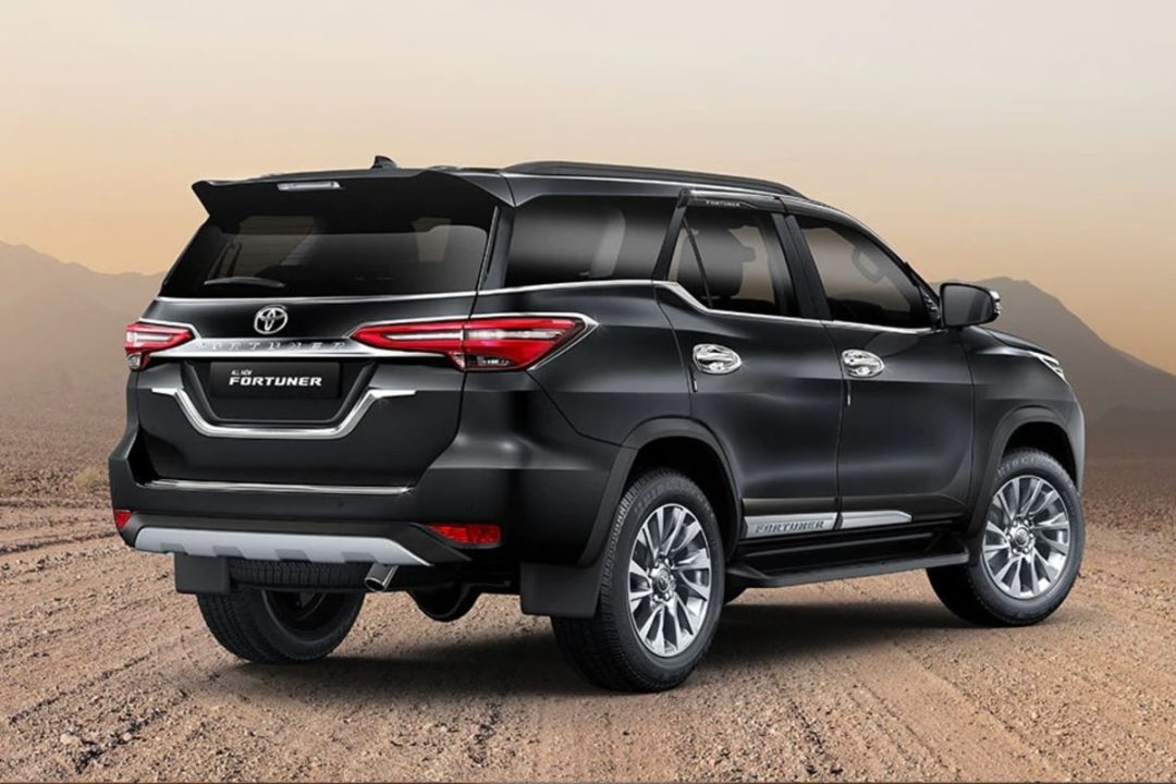 2021-Toyota-Fortuner-Official-Accessories-rear