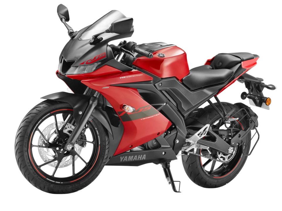 Yamaha-R15-Metallic-Red-3