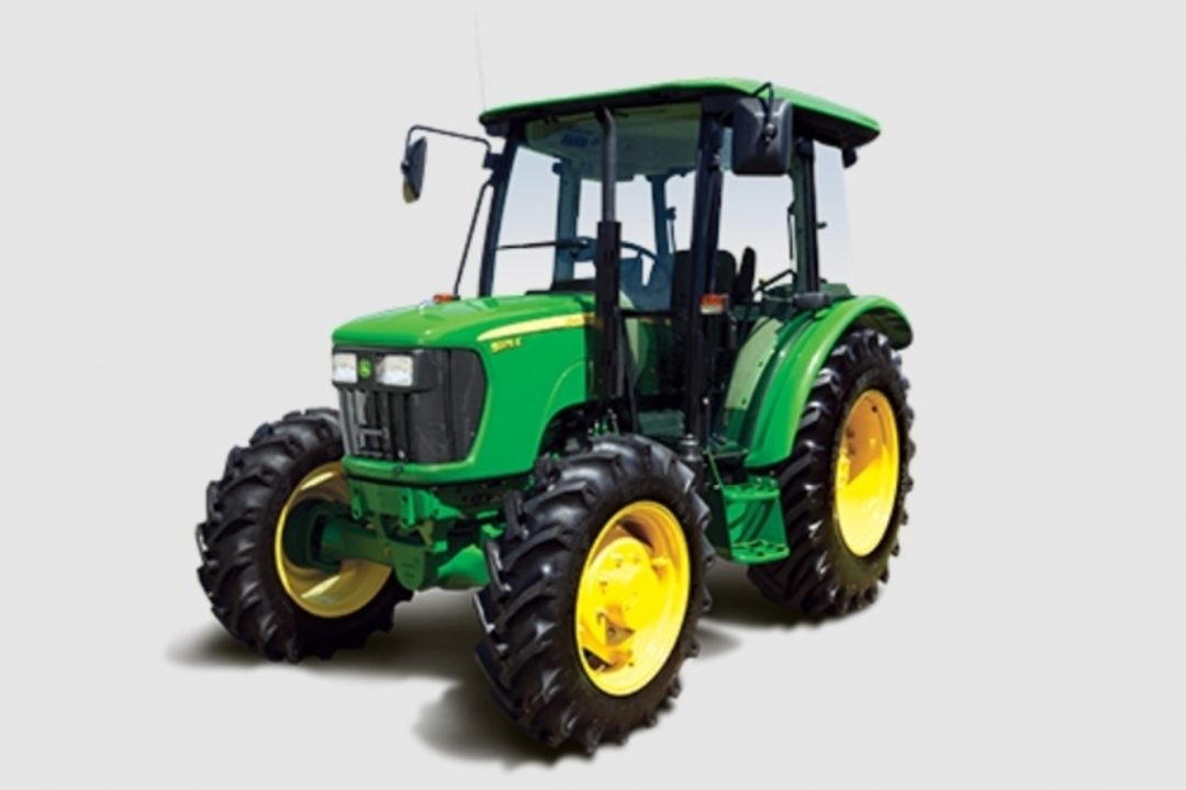 AC-tractor-John-Deere-5065-E
