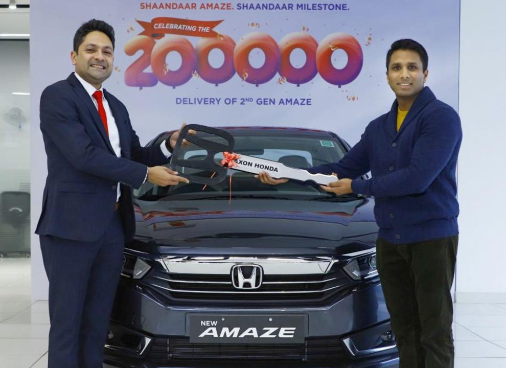 Honda amaze 2 lakh cars deliver