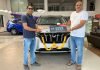 Mahindra XUV700 Diesel Delivery