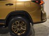 toyota fortuner modified to legender2