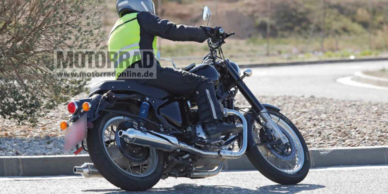 Royal-Enfield-Classic-650-Spied-2.jpeg