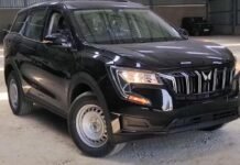 mahindra XUV700-35