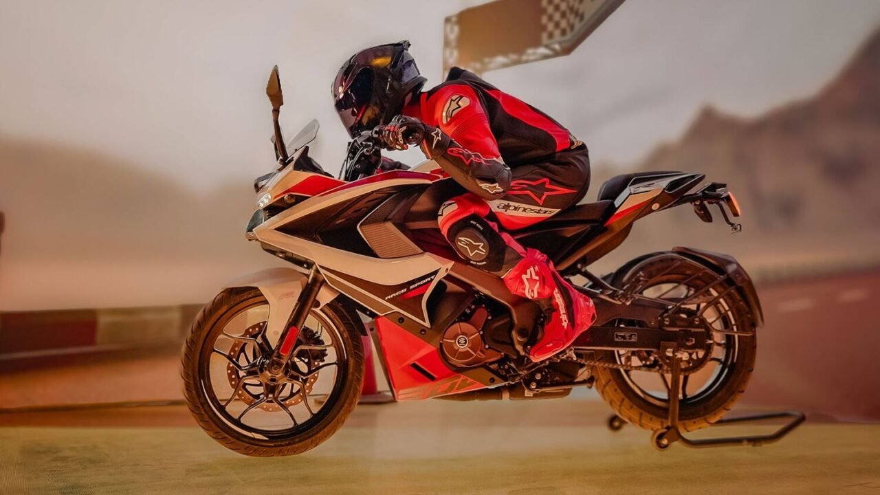 2025 Bajaj Pulsar RS 2003