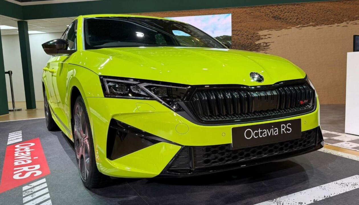 Skoda-Octavia-RS-Auto-Expo-2025