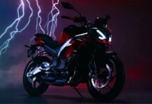 Aprilia Tuono 457 1