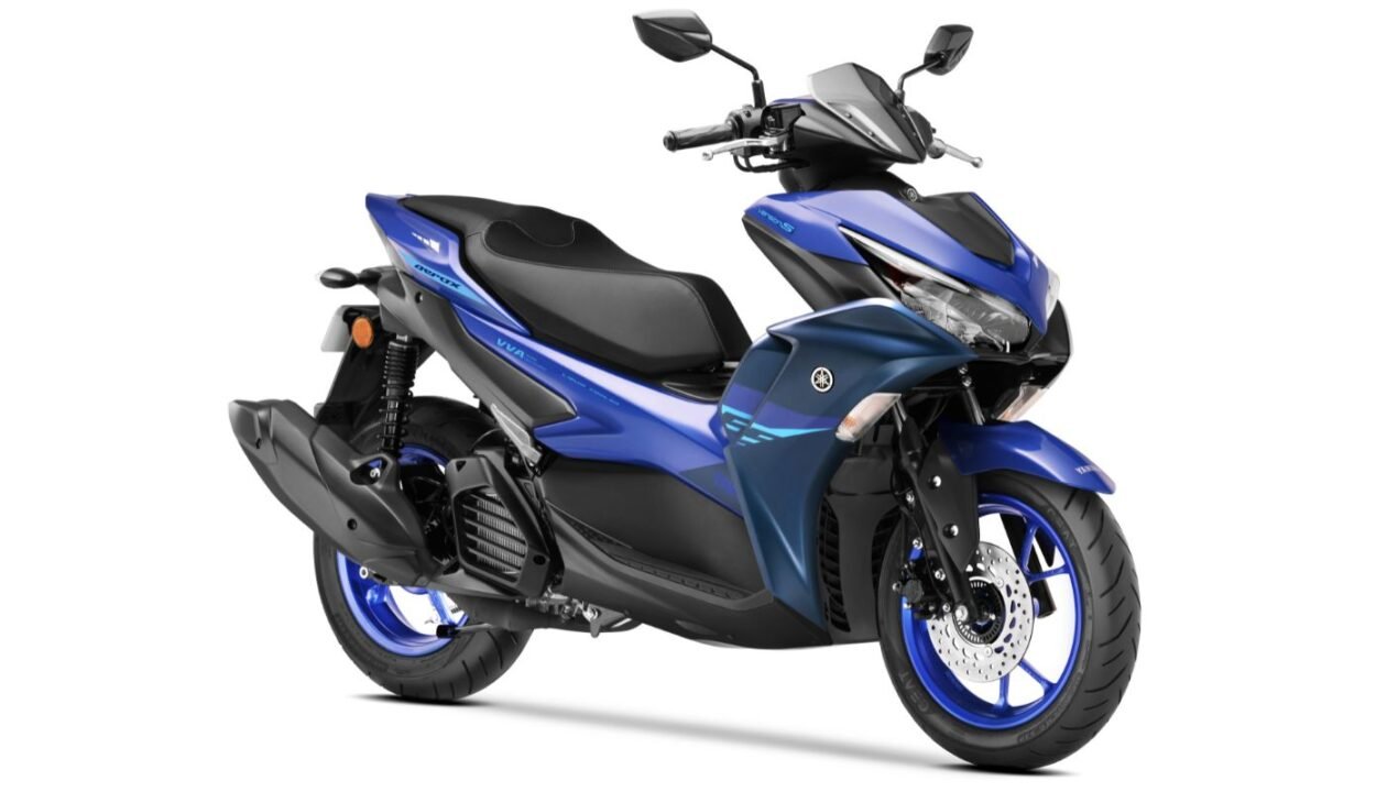 2025-Yamaha-Aerox-155-2
