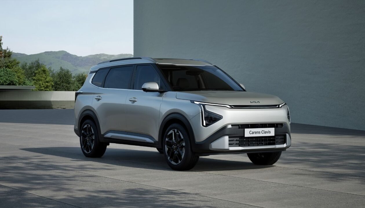 Kia-Carens-Clavis-3