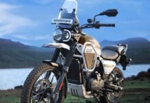 2025 yezdi Adventure1