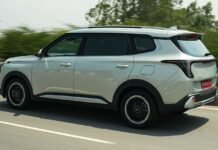 Kia Carens Clavis को नए HTX(O) के साथ मिले नए 6-सीटर वेरिएंट Kia Clavis