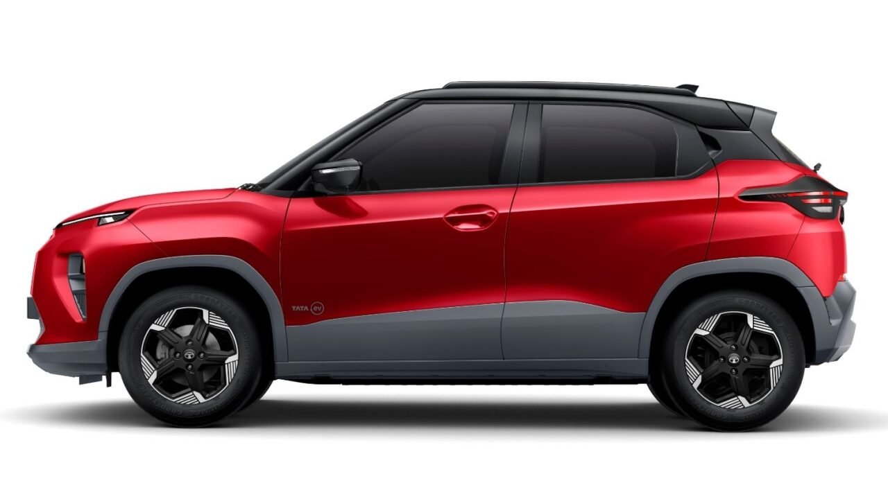 New tata Punch EV (3)