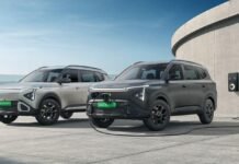 Kia Carens Clavis EV GT-Line और X-Line वेरिएंट हुए लॉन्च, अब मिलेगा 6-सीटर ऑप्शन Kia Carens Clavis EV