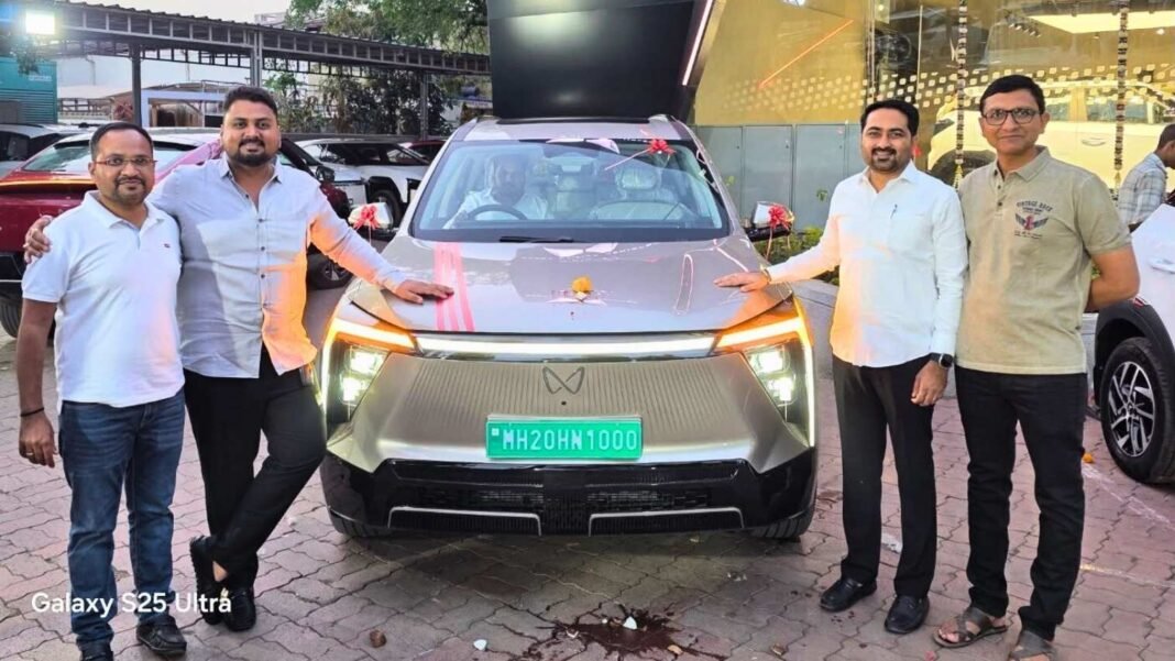 Mahindra XEV 9S (15)