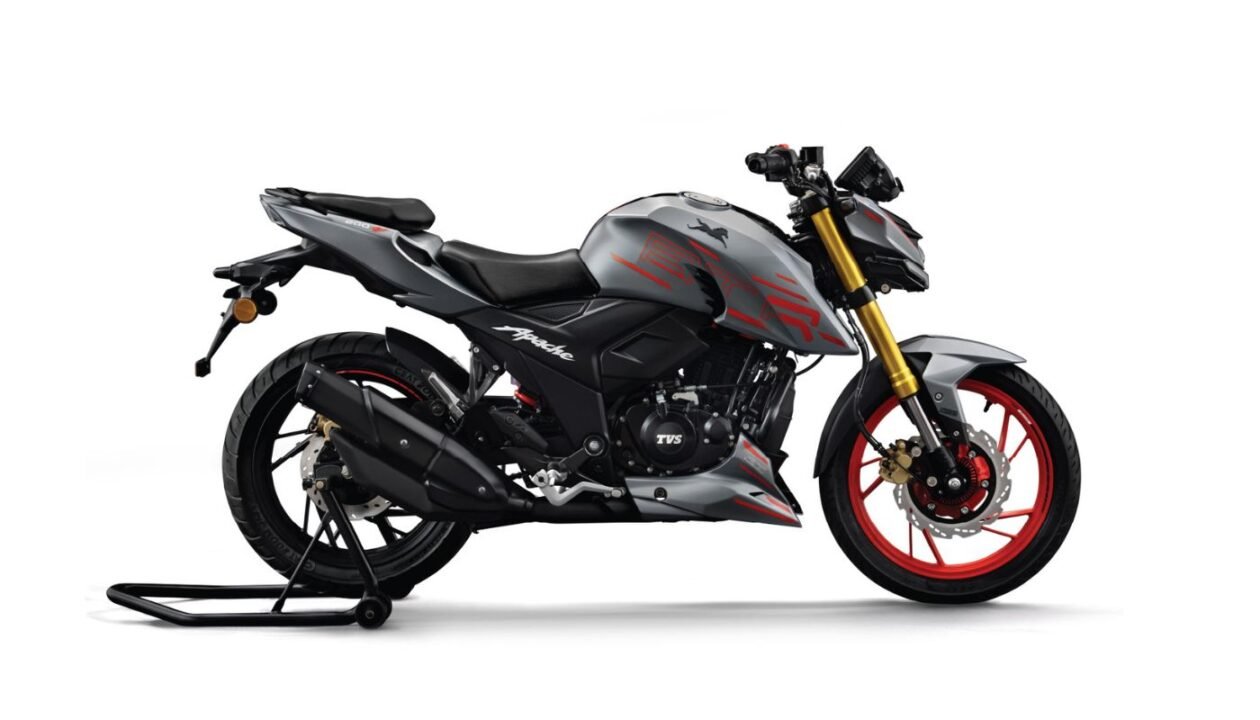 new-tvs-apache-rtr-160-200-4v-2
