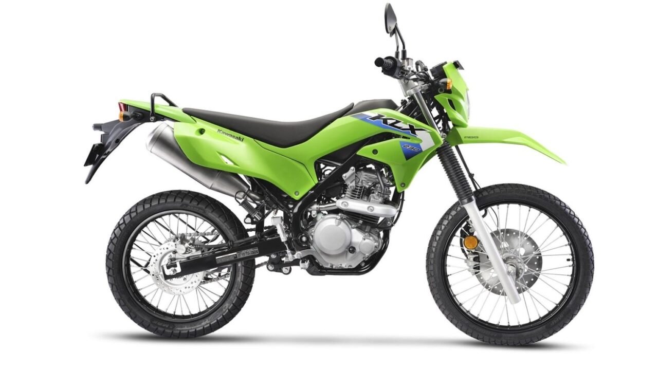 2027 Kawasaki KLX230 (1)