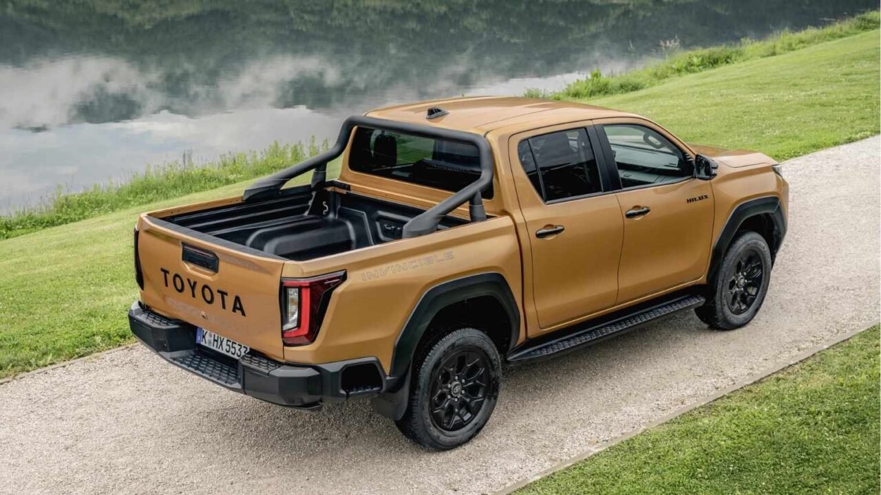 New Toyota Hilux (4)