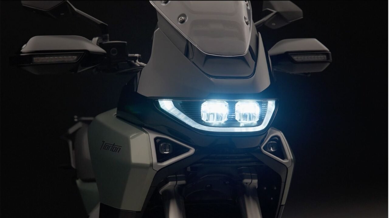 TVS NORTON ATLAS (3)