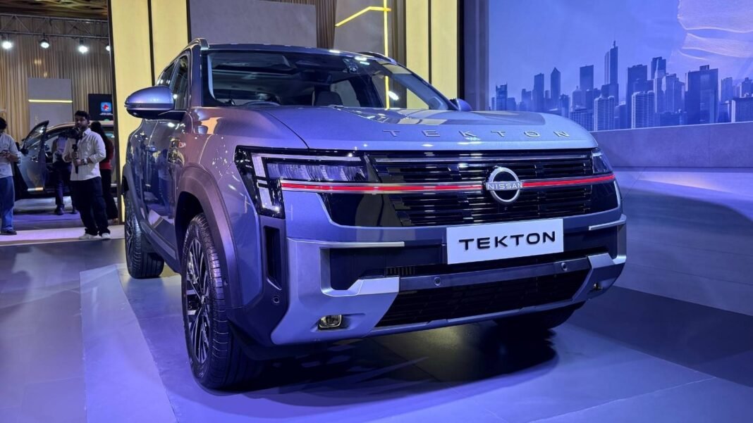 Nissan tekton (9) Nissan tekton (9)