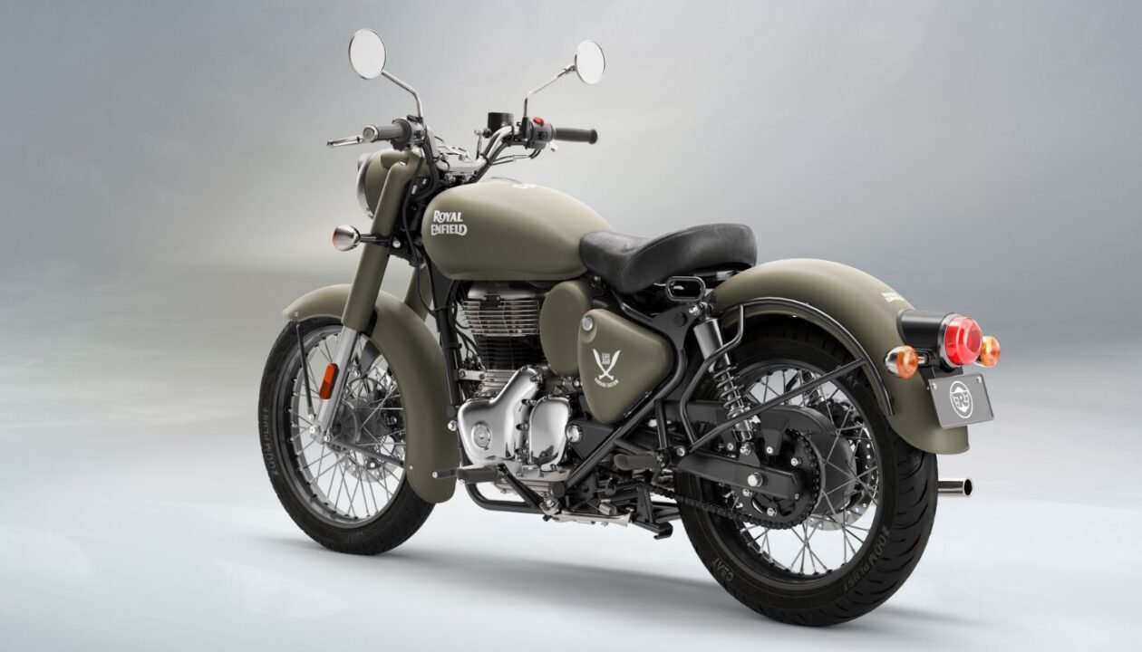 Royal-Enfield-Classic-350-Gorkha-Edition-1